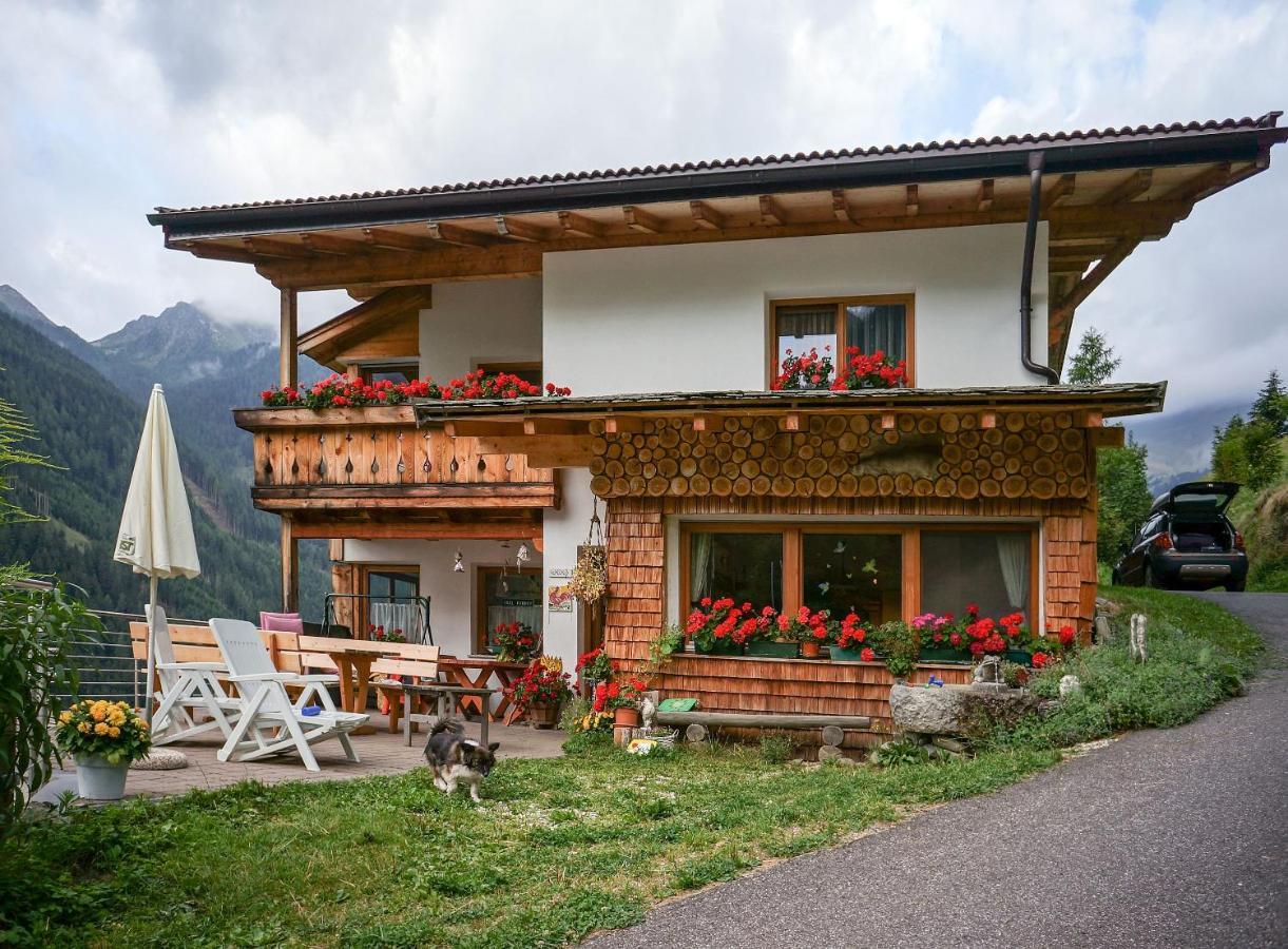 Plattnerhof Apartamento Fundres Exterior foto