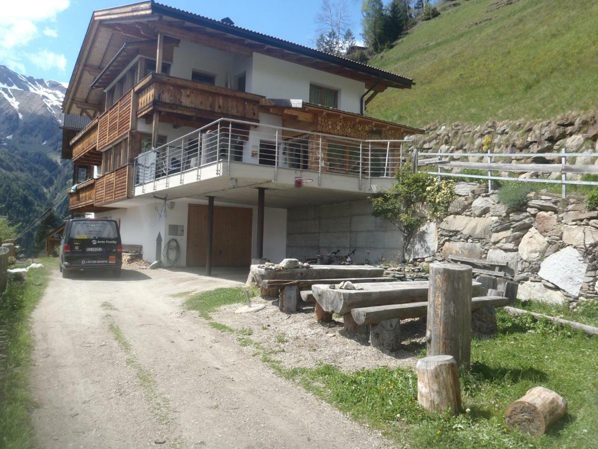 Plattnerhof Apartamento Fundres Exterior foto